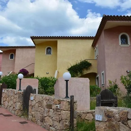 Perla Smeralda Pittulongu Golfo Aranci Apartman *